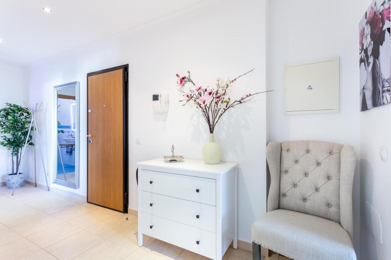 Sacha's Sweet Home, Lovely 2 Bedroom Apartment, Walking Distance To Town, And Marina Apartment *