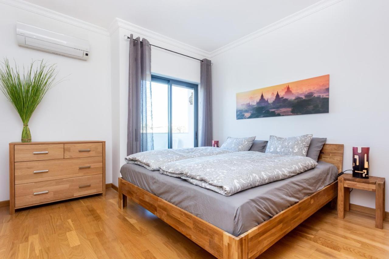Sacha's Sweet Home, Lovely 2 Bedroom Apartment, Walking Distance To Town, And Marina Apartment Lagos